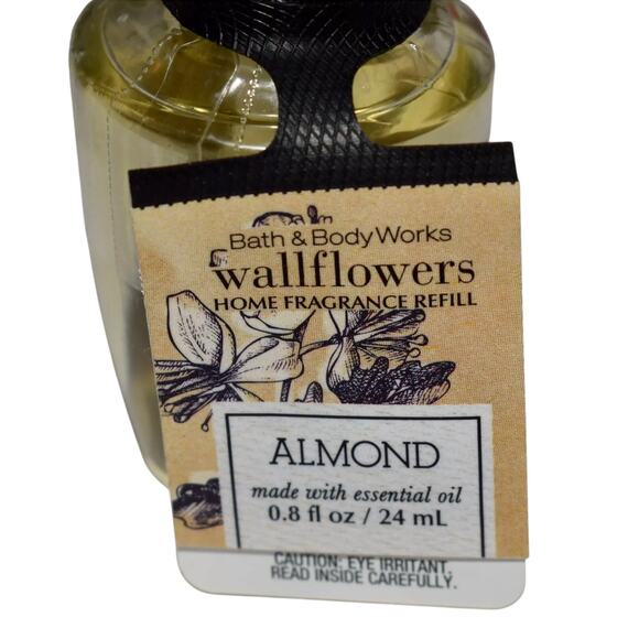 Bath & Body Works NEW Essential Oil Wallflowers Diffuser Refill Bulb – Almond - Picture 2 of 7